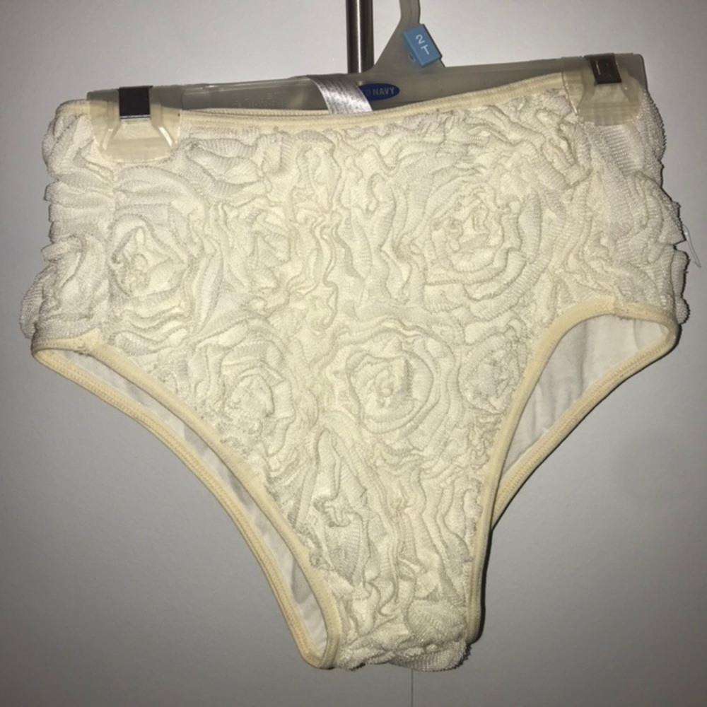 American Apparel panties / cover shorts
